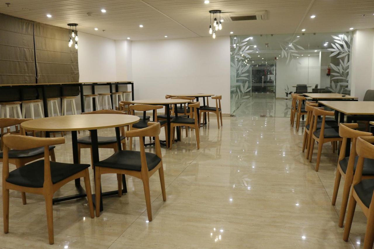 Sm Hives Otel Bhubaneswar Dış mekan fotoğraf