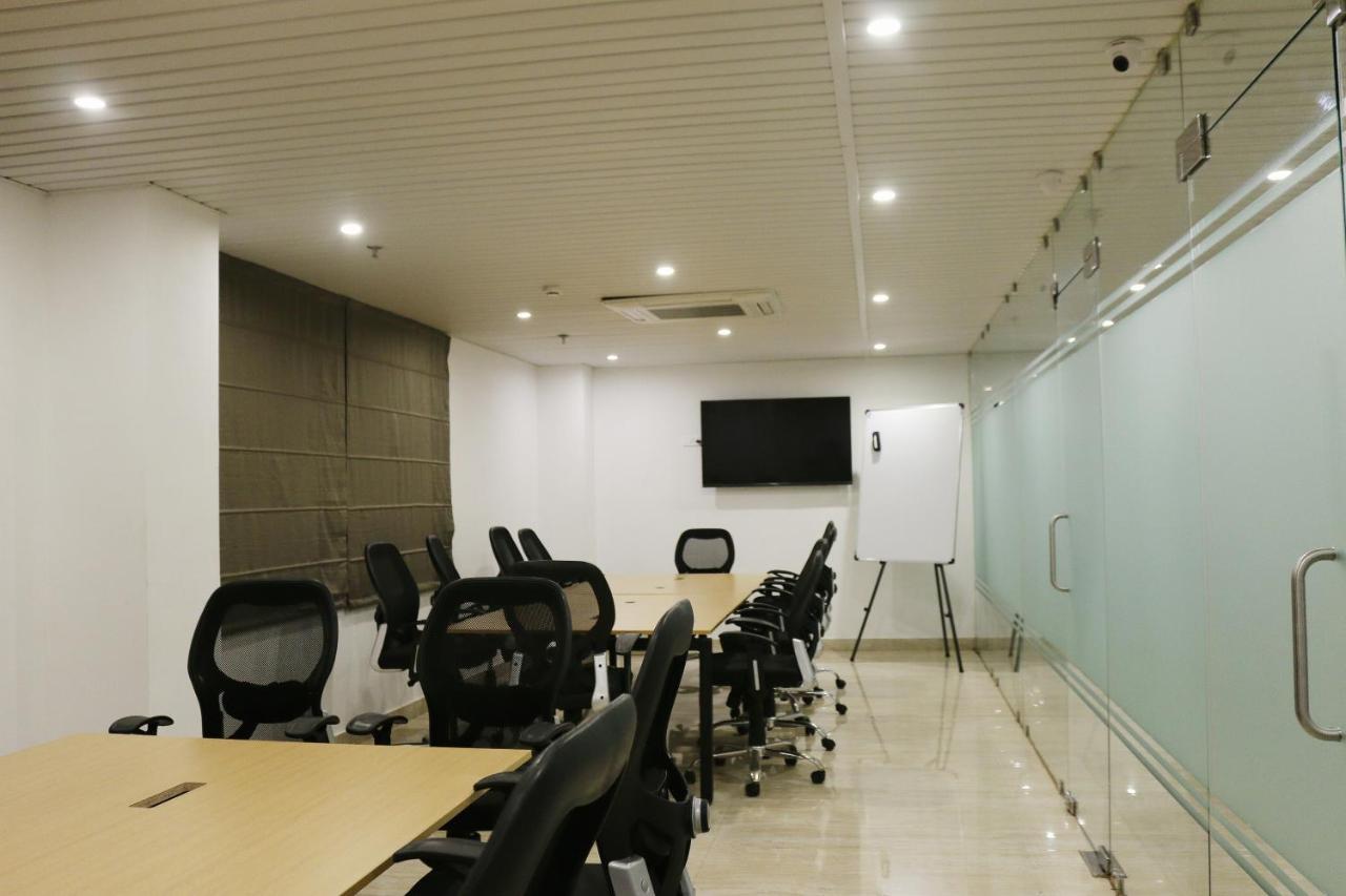 Sm Hives Otel Bhubaneswar Dış mekan fotoğraf